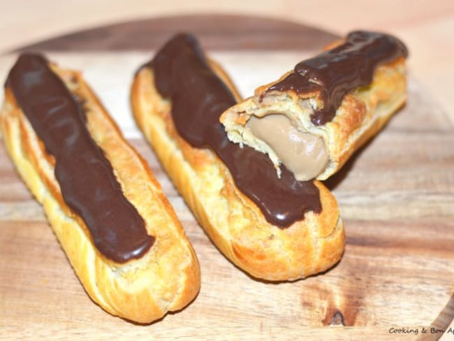 Eclairs au café