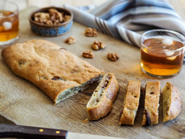 Fougasse à la Fourme d'Ambert et aux oignons caramélisés