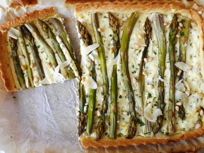 Tarte aux asperges vertes au parmesan