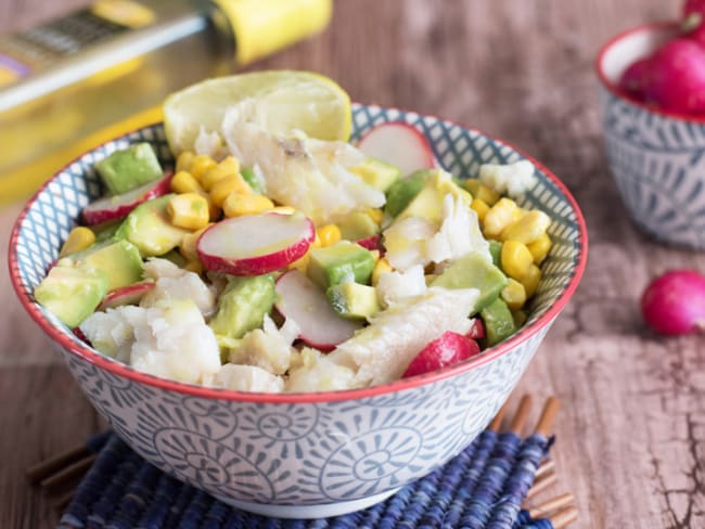 Salade merlan citron curry comme un poke bowl