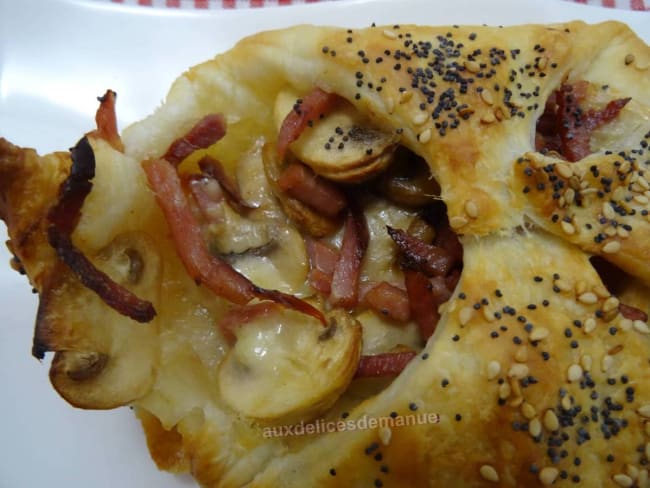 Paniers feuilletés aux champignons, bacon et comté