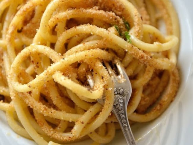 Pasta con la mollica