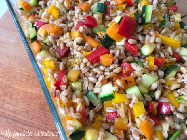 Salade de blé aux légumes croquants