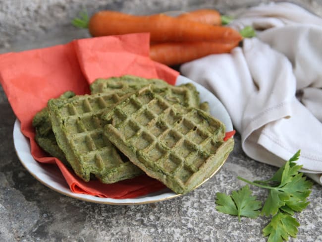 Gaufres au levain et aux fanes de carottes