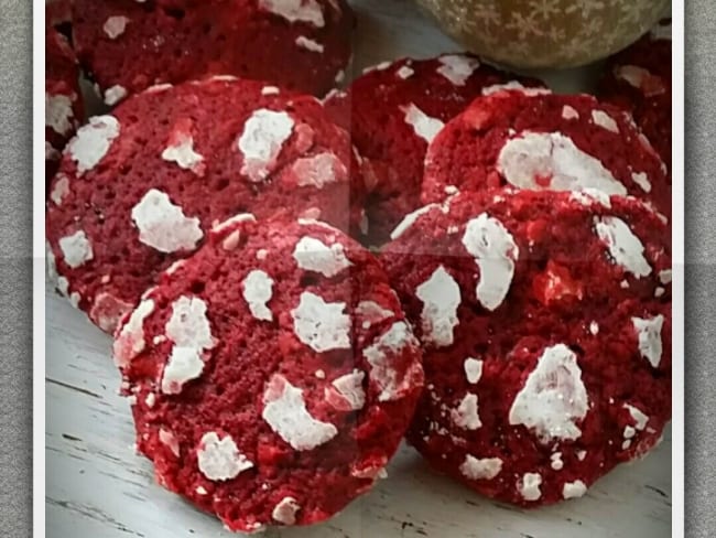 Red velvet crinkles cookies