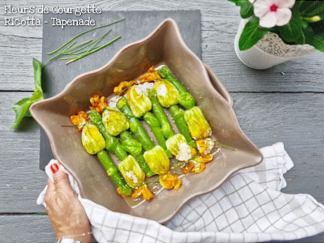 Fleurs de courgettes farcies Ricotta tapenade verte