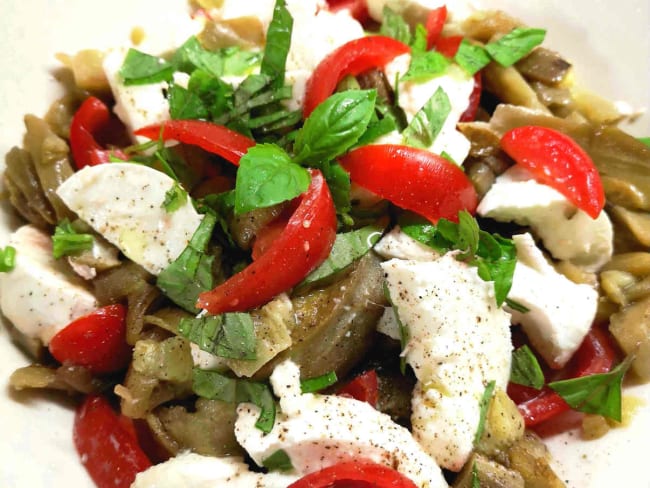 Salade d'aubergines à la vapeur douce 