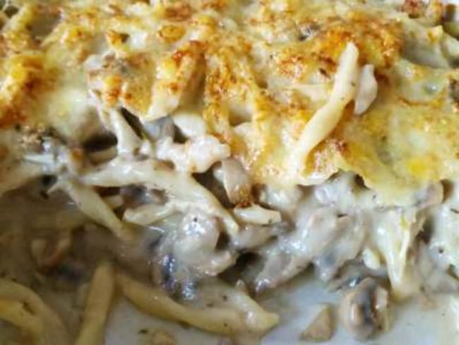 Gratin de pâtes, champignons et restes de poulet rôti