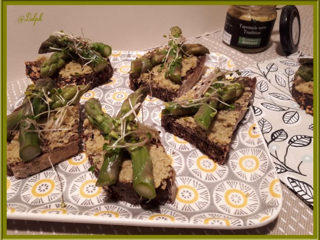 Tartines de Tapenade verte et Asperges