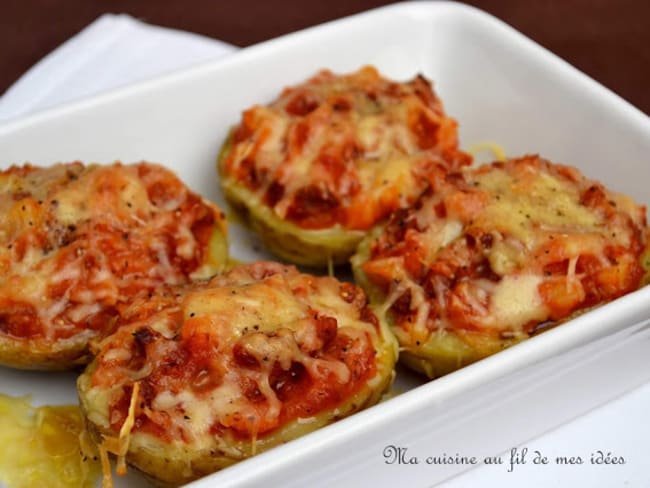 Pommes de terre farcies à la tomate cerise, ail et chorizo