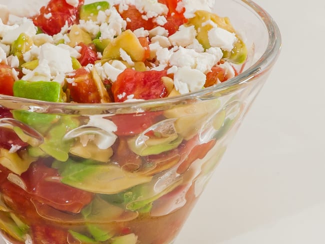 Verrine d'avocat et de tomate