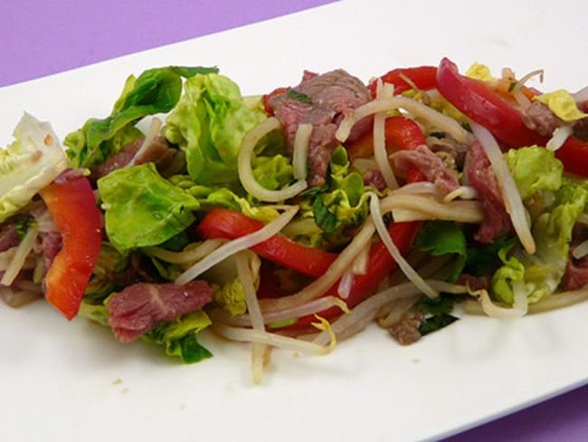 Salade de boeuf thaï