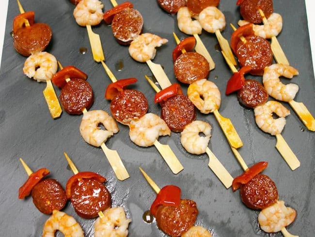 Tapas de crevettes chorizo piquillos