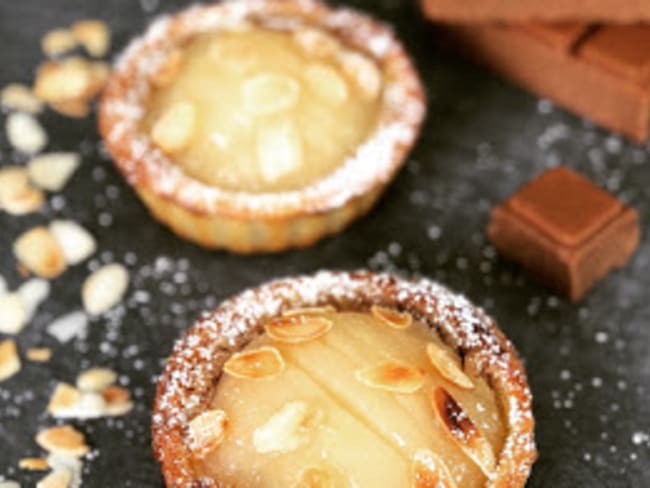 Tartelettes à la poire, coeur gianduja