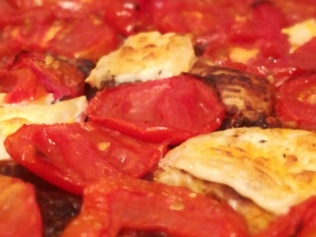 Tarte fine drômoise à la tomate