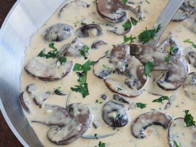 Sauce crème de parmesan aux champignons