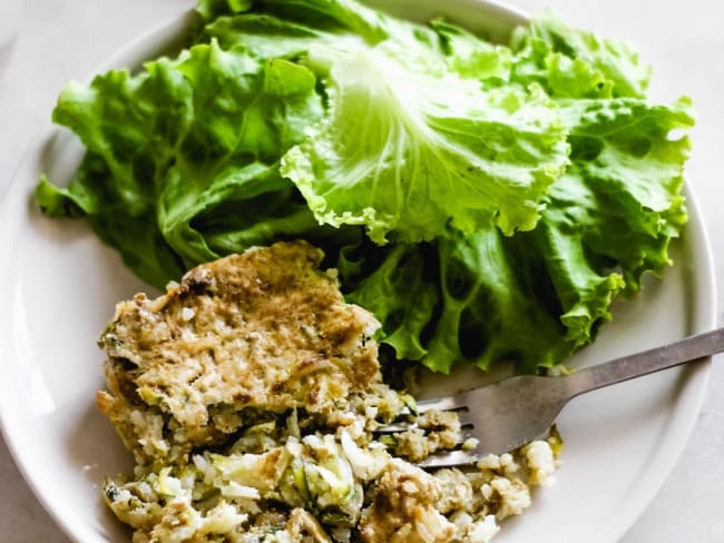 Gratin vegan de riz et de courgette à la tapenade verte