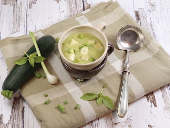 Soupe froide de courgettes à la tomme de l'ubaye