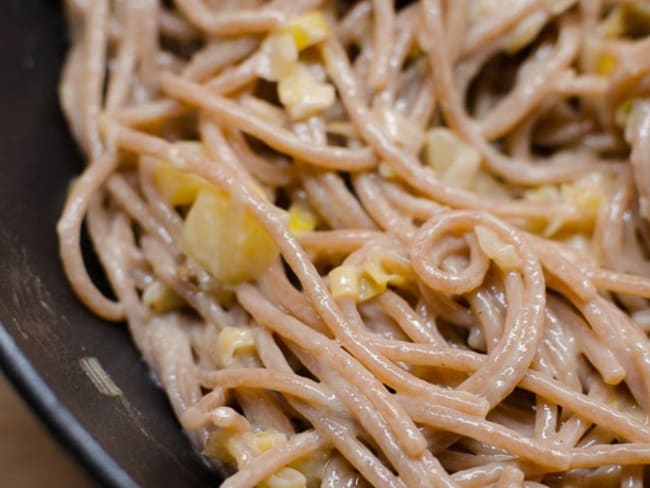 Spaghetti complets à la crème d'échalote, de poireaux et de cidre