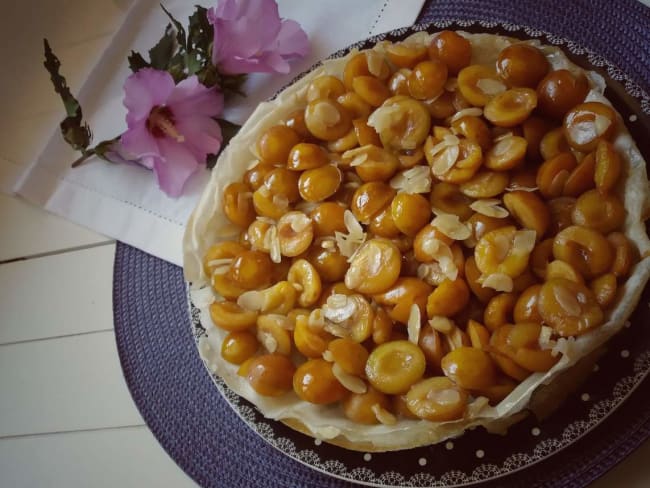 Tarte tatin light aux mirabelles sur feuilles de brick