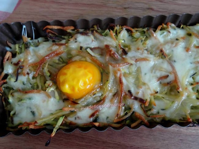 Tarte paillasson de pommes de terre et courgette, au fromage et œufs