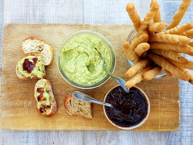 Guacamole Avocat Roquefort à l'apéro ou en verrines.