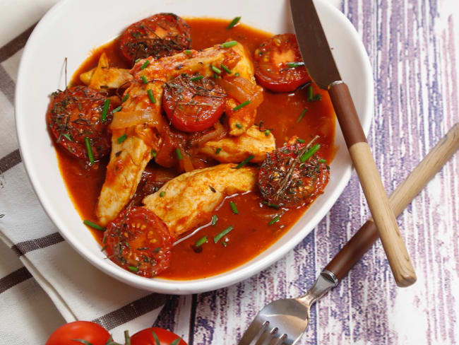 Aiguillettes de poulet à la tomate et aux herbes