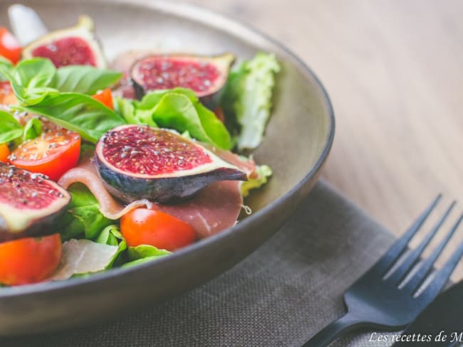 Salade de figues et jambon cru