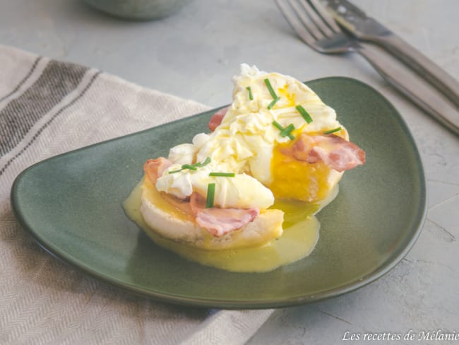 Oeufs bénédicte et sauce hollandaise