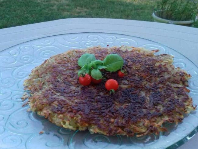 Rösti alsacien : galette de pomme de terre aux oignons et aux lardons