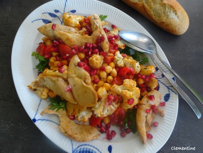 Chou-fleur et pois-chiches épicés aux graines de grenade