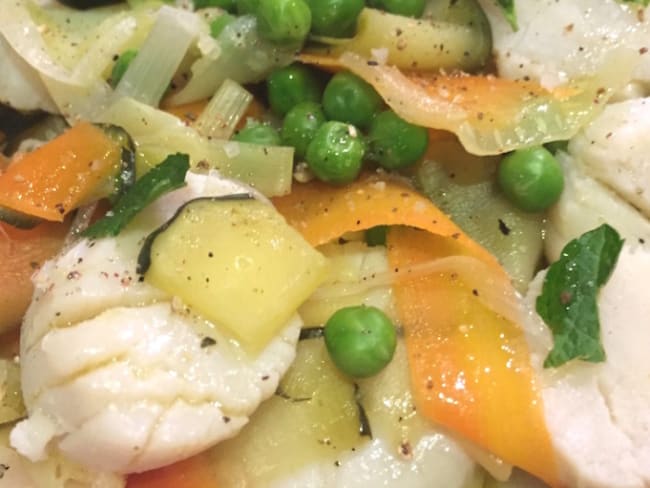 Noix de Saint-Jacques et Bouillon de légumes au Gingembre