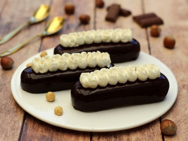 Entremets au praliné et chocolat blanc