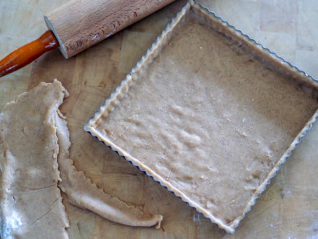 Pâte sablée à la cannelle idéale pour les tartes aux fruits d'automne