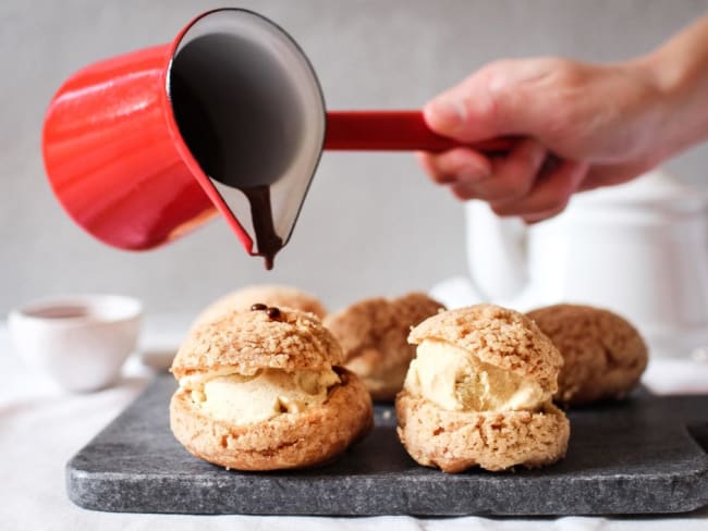 Profiteroles au chocolat