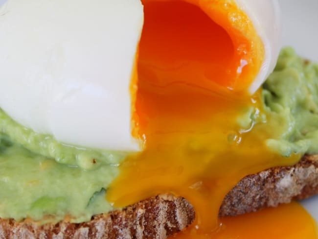 Tartine à l'Avocat et son Œuf Mollet