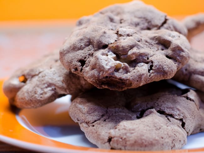 Cookies meringués au chocolat et aux noix