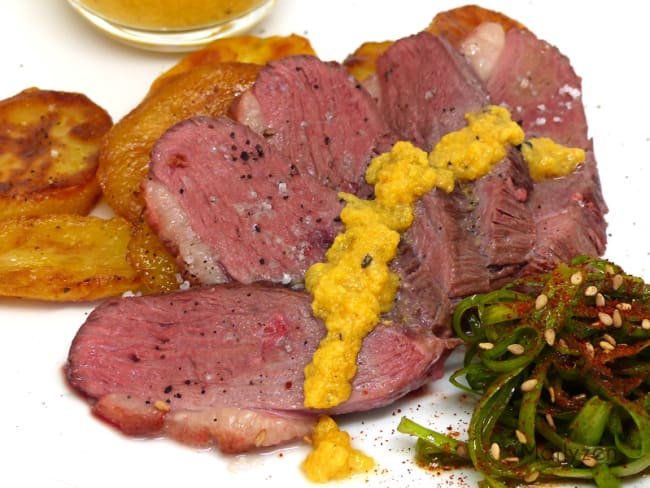 Magrets de canard, coulis de kaki 