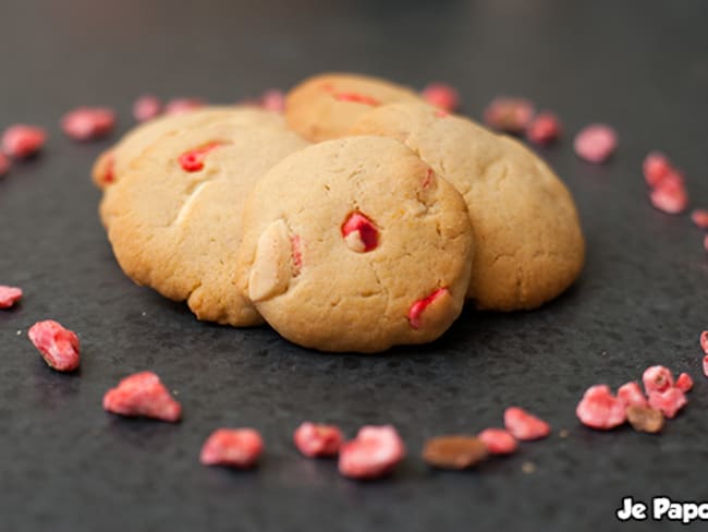 Cookies aux pralines roses et chocolat blanc