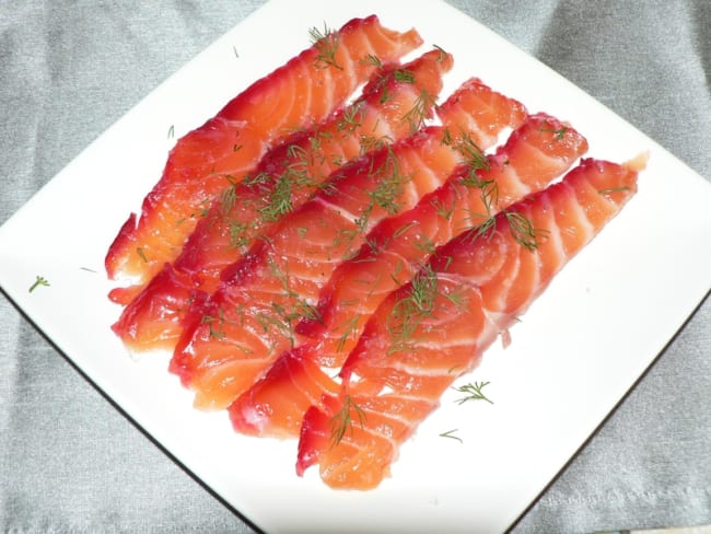 Saumon Gravlax à la betterave