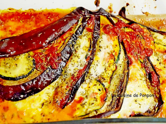 Éventail d'aubergine au confit de poivron rouge et herbes de Provence