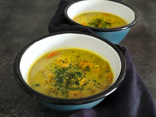 Soupe indienne au poulet mulligatawny