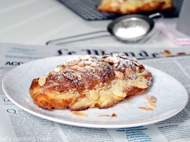 Croissants aux amandes