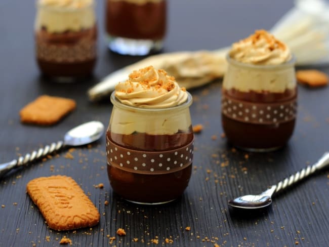 Mousse au chocolat et chantilly spéculoos