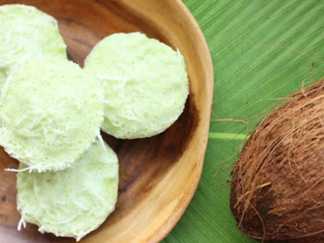 Petits gâteaux indonésiens à la noix de coco