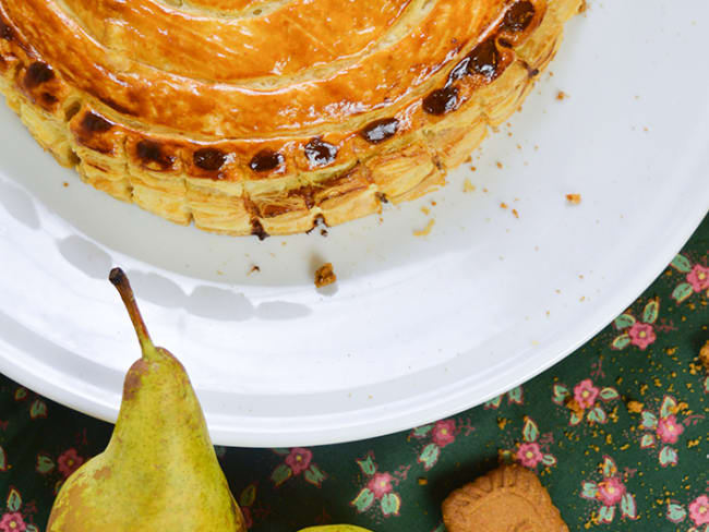 Galette des Rois spéculoos, poires et mascarpone pour tirer les rois