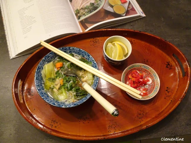 Soupe vietnamienne de poulet aux nouilles