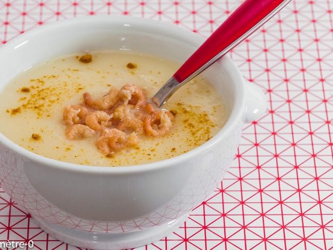 Soupe de céleri rave aux pommes de terre et aux crevettes