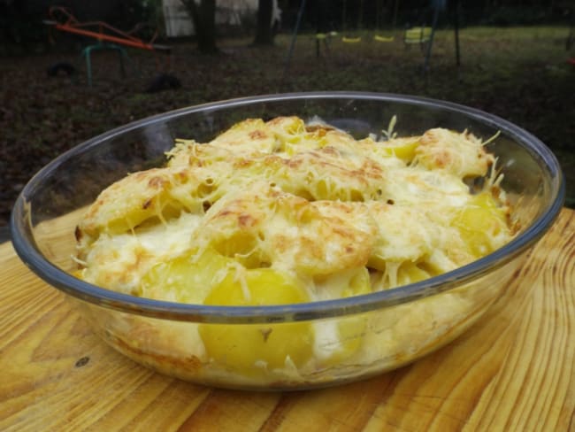 Gratin de pommes de terre au jambon cru et au gorgonzola