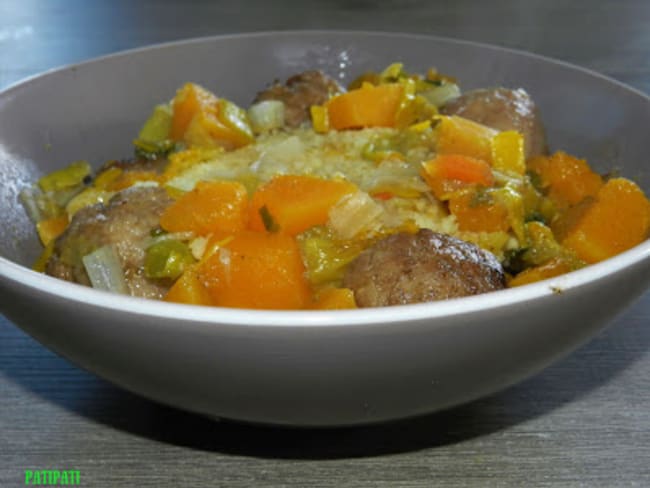 Couscous aux boulettes et ses légumes épicés